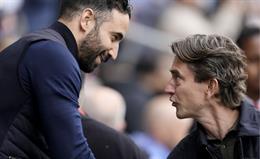 HLV Thomas Frank đánh giá cao MU trong cuộc đua dự Champions League